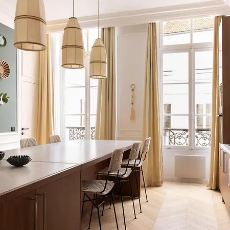 Apartment Amazing 2br 6p - Louvre Museum