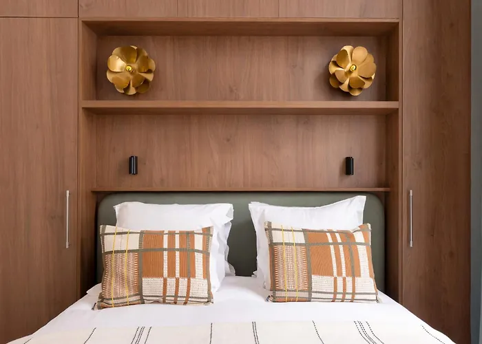 Amazing 2br 6p - Louvre Museum Apartment