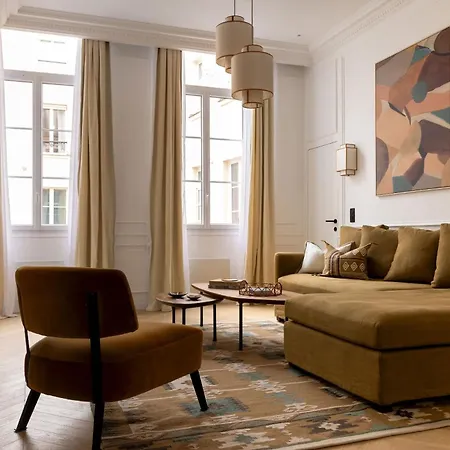 Amazing 2br 6p - Louvre Museum شقة *